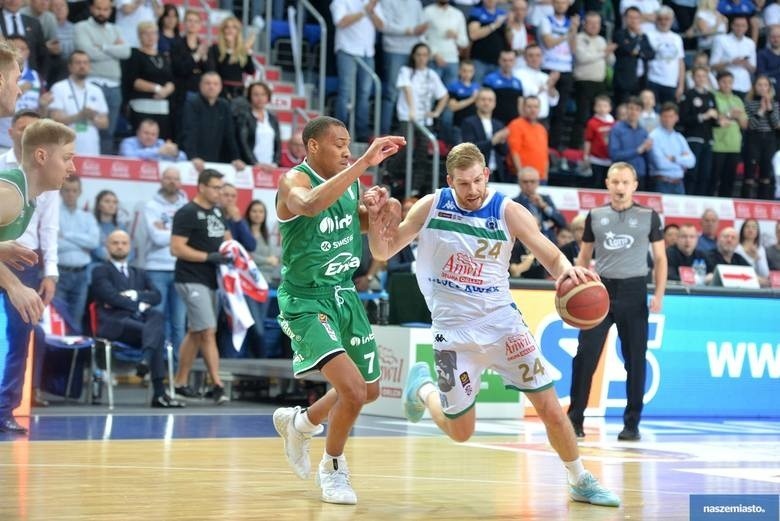 Koszykarze Stelmetu Zielona Góra pokonali Anwil Włocławek.