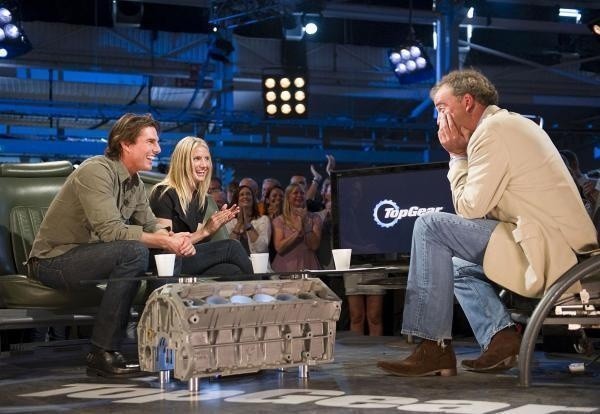 Zamieszanie wokół programu „Top Gear" zaczęło się w chwili kiedy Jeremy Clarkson rozstał się z programem po incydencie, do którego doszło na początku marca. Uderzył producenta za to, że nie zapewnił na planie posiłku. Władze BBC zdecydowały się odsunąć prezentera, a pozostali prowadzący nie przedłużyli wygasających umów / Fot. Archiwum