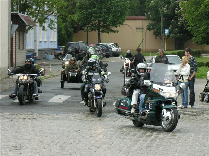 Zlot motocyklistów w Lewinie