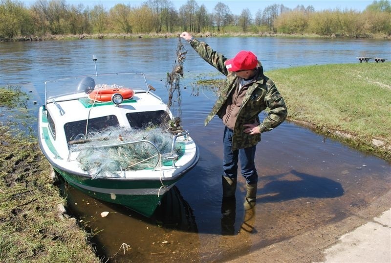 Sieci kłusownicze w Narwi