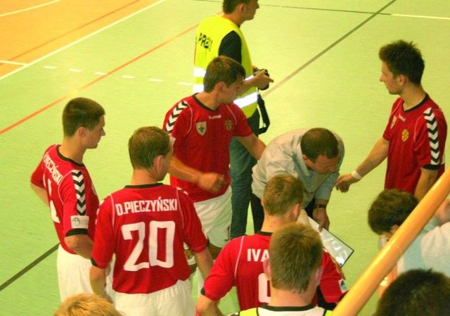 Trener Oleg Zozulja miał sporo uwag do swoich zawodników.