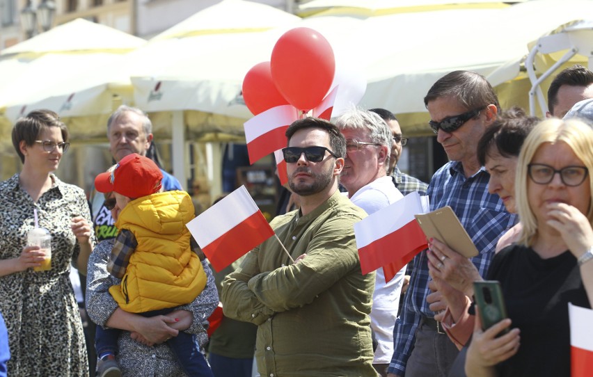 Rzeszów świętuje Dzień Flagi Rzeczypospolitej Polskiej 2022. Zobacz fotorelację!