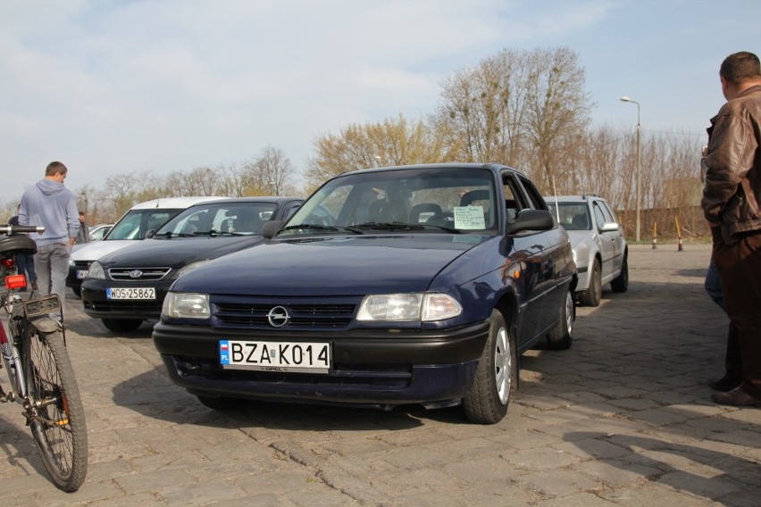 Opel Astra 1.4 benzyna + gaz, 2000r, centralny zamek, radio...