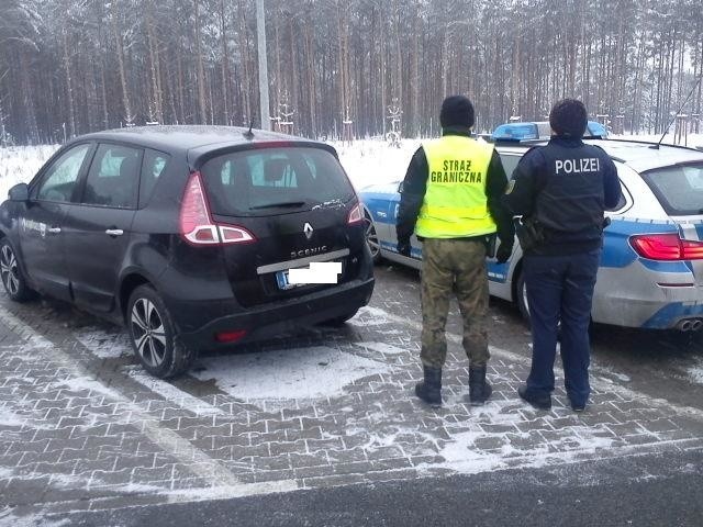 Renault scenic został skradziony na terenie Niemiec.