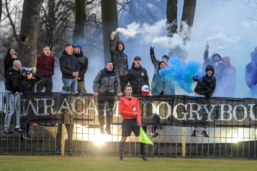 BS 4 liga. Unia Krapkowice - LZS Skorogoszcz 3-0