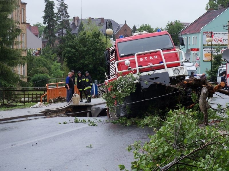 Pod koniec maja lokalne potoki zalały Głuchołazy i...