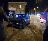 Poważny wypadek w Starogardzie Gdańskim. Zderzyły się trzy samochody osobowe [zdjęcia]