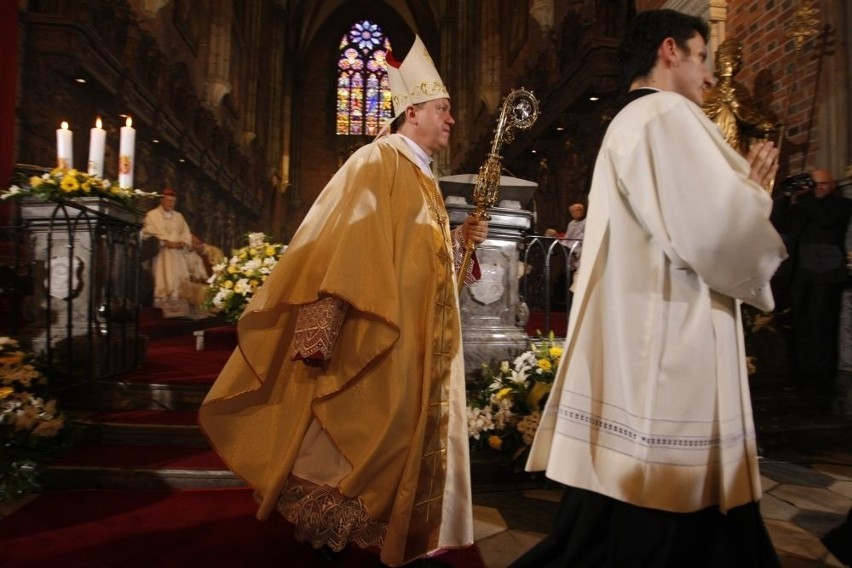 Józef Kupny już oficjalnie naszym arcybiskupem (ZDJĘCIA, HOMILIA INAUGURACYJNA)