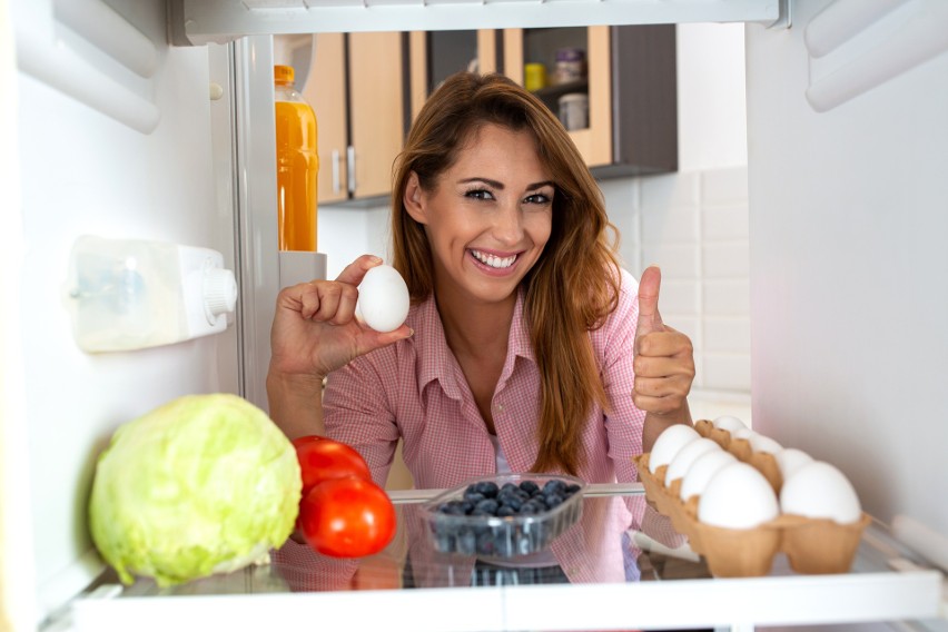Sprawdź, jak bezpiecznie i prawidłowo przechowywać jaja
