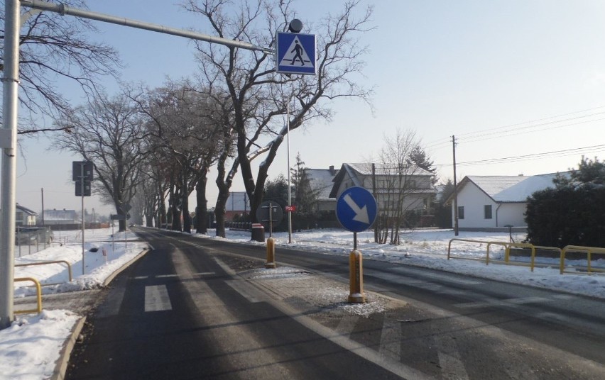 Tak wygląda przejście dla pieszych w miejscowości Kotomierz...