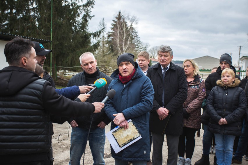 Protesty mieszkańców Lulemina wstrzymały inwestycję w...