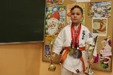 Szymon Libich ze Szkoły Podstawowej w Bliżynie zdobył srebrny medal na Międzynarodowym Turnieju Karate w Wilnie. Zobacz zdjęcia