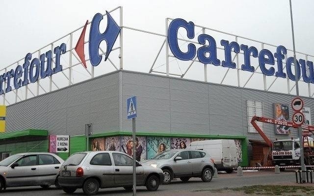 Hipermarkety i supermarkety Carrefour będą zamknięte, ale w...