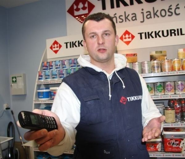 Arkadiusz Grzybek: - Przez 2 tygodnie nie mieliśmy zasięgu ani w telefonach komórkowych, ani w stacjonarnych z "Ery&#8221;. Ludzie chcą wypowiadać umowy lub żądać anulowania abonamentu za ten okres.