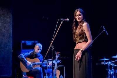 Izabela Szafrańska (śpiew) i Paweł Sokołowski (gitara...