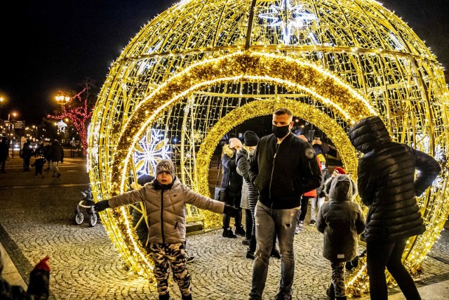 Takie oświetlenie to znakomite ozdoby świąteczne miasta. W Białymstoku jest bajkowo!