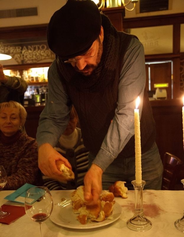Większość gości z Kaliningradu w Białymstoku po raz pierwszy uczestniczyła w szabasowej kolacji.