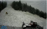 W Beskidach poprószyło śniegiem. Zobacz jak wygląda sytuacja w górach [ZDJĘCIA Z KAMEREK]