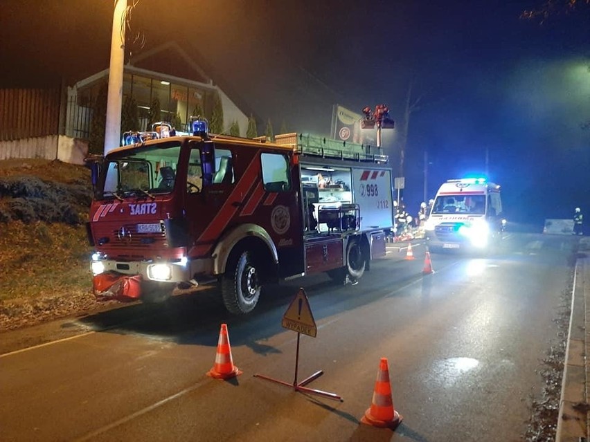 Świątniki Górne. Wypadek w sylwestrowy wieczór. Potrącona kobieta trafiła do szpitala