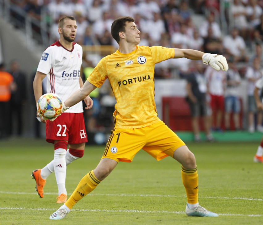 Legia szlifuje formę przed meczem z ŁKS. W niedzielę rozegrała dwa sparingi