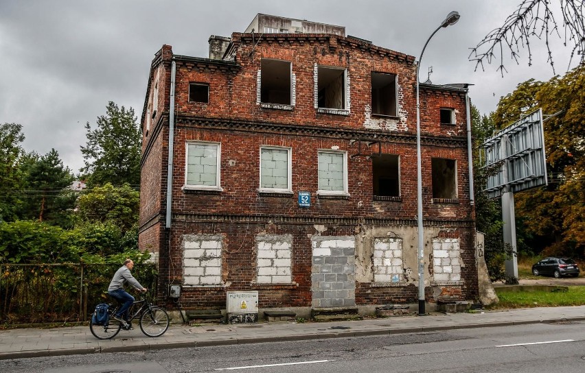 Gdańsk Orunia. Budynki mieszkalne - pustostany, które miasto...