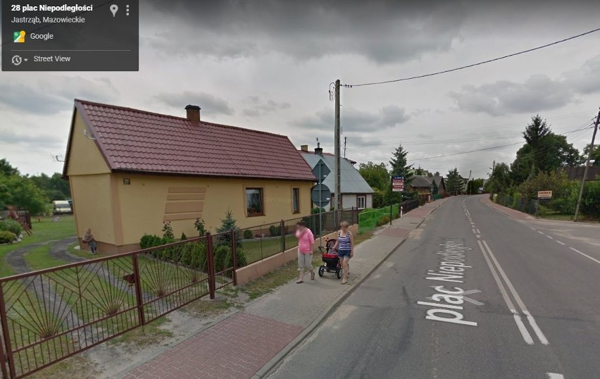 W Google Street View automatycznie zamazywane są ludzkie...