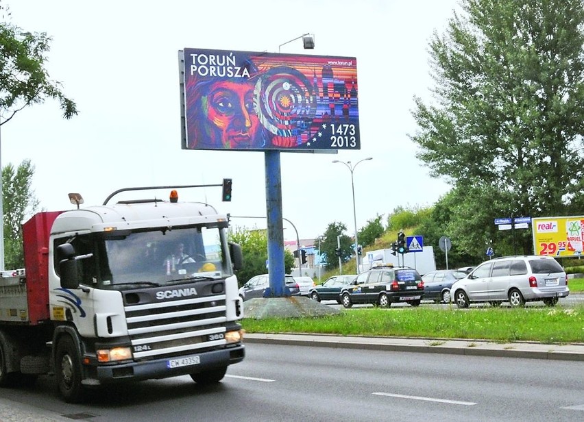 Ten baner od strony Olsztyna pełni rolę promocyjną.