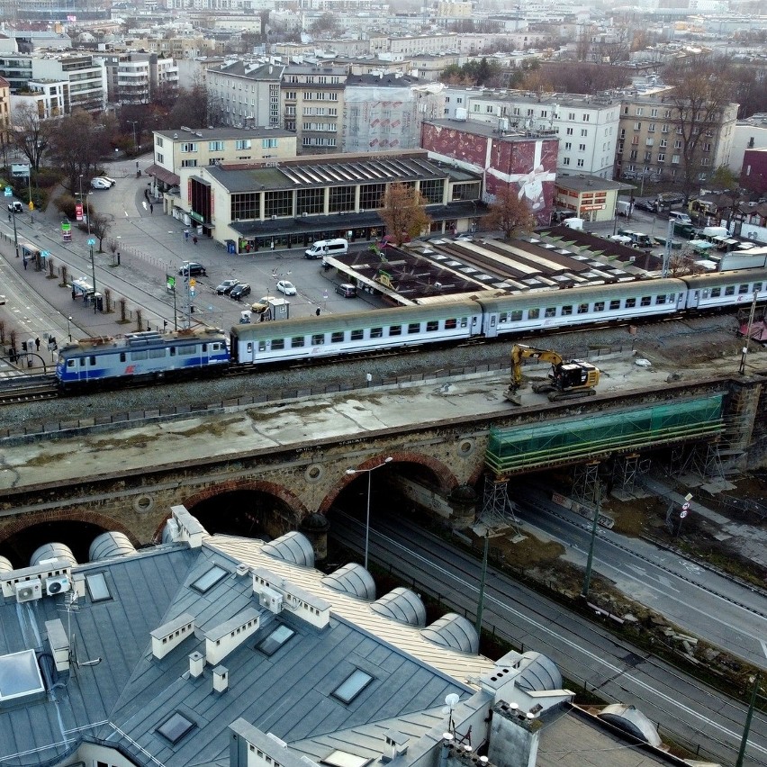 PKP Polskie Linie Kolejowe ogłosiły, że rozpoczną się dalsze...