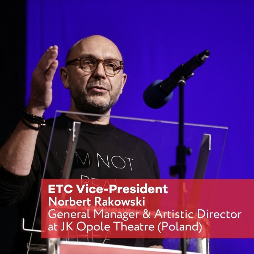 Norbert Rakowski jest teraz dyrektor Teatru im. J....