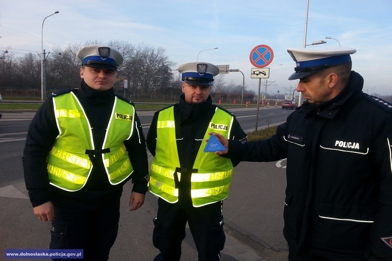 Zima na drogach Dolnego Śląska. Kierowcy są nieprzygotowani. O czym powinni pamiętać?