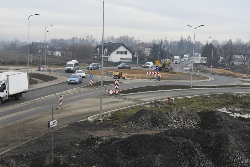 Budowa autostradowego Węzła Niepołomice idzie ekspresowo....