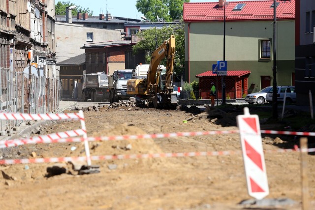 Ulica Powstańców Śląskich w Tarnowskich Górach jest remontowana i zamknięta dla ruchu