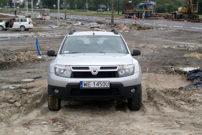 Szefowie koncernu Renault po dokładnych badaniach rynku i...