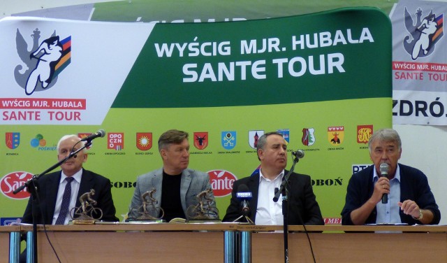 Konferencja prasowa przed XIV Wyścigiem Mjr. Hubala - Sante Tour odbyła się w czwartek w Busku-Zdroju.