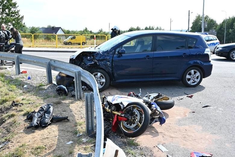 Świętokrzyscy motocykliści imponującą kawalkadą na ulicach...