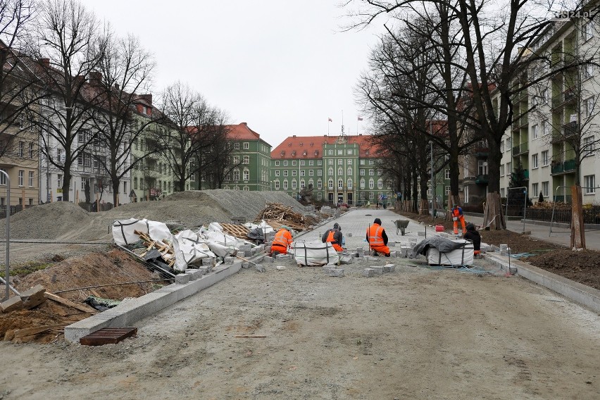 Co dzieje się na remontowanym odcinku alei Jana Pawła II w Szczecinie? Sprawdzamy stan prac - 4.03.2021