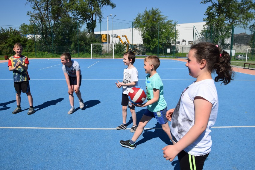 Dzieci z SP nr 19 lubią sport, zwłaszcza piłkę nożną i...