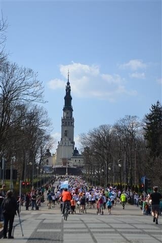 Bieg Częstochowski 2015: Kenijczyk Abel Kibet Rop zwyciężył...