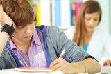 Formy pisemne na egzaminie ósmoklasisty z języka angielskiego 2024. To nie tylko e-mail. Co warto wiedzieć przed egzaminem? 