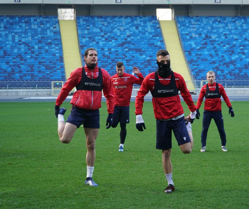 Piłkarze Rakowa Częstochowa trenowali na Stadionie Śląskim...