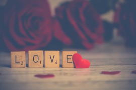 Wierszyki na Walentynki. Życzenia SMS [KRÓTKIE, ROMANTYCZNE, POWAŻNE,  ŚMIESZNE WIERSZYKI NA WALENTYNKI 2018] | Gazeta Współczesna