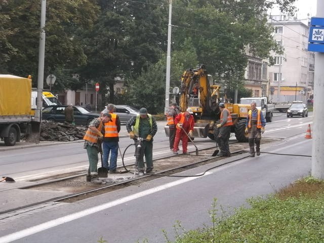 Drogowcy prowadzą tylko doraźne remonty na poszczególnych...