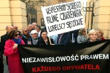 Sędziowie pikietowali w centrum Lublina w obronie Aliny Czubieniak