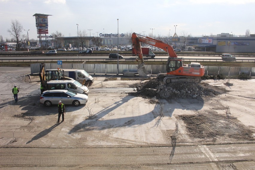 IKEA Katowice: Remont parkingu idzie pełną parą [NOWE ZDJĘCIA Z BUDOWY] 