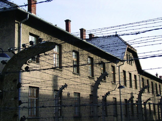 Auschwitz - miesce zagłady - ginie