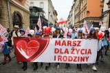 Kraków. Ulicami Krakowa przeszedł "VIII Marsz dla Życia i Rodziny"