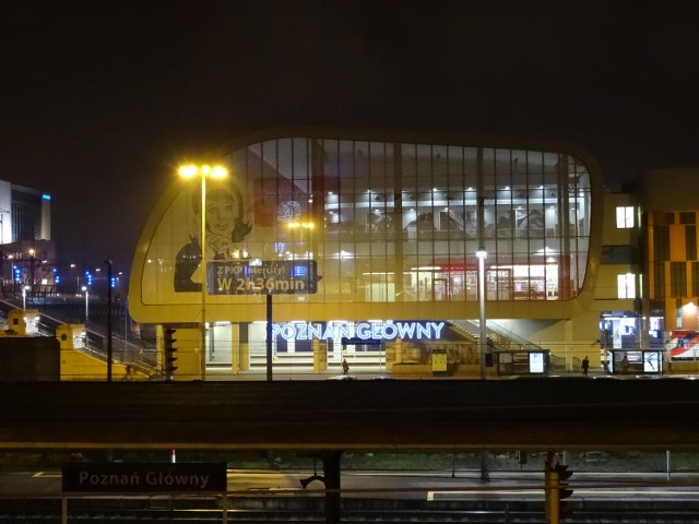 Do Poznania nie mogły dojechać pociągi z północy i wschodu.