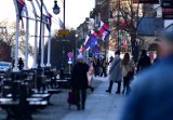 Święto Niepodległości 2021. Ulice Radomia są udekorowane biało-czerwonymi flagami. Zobacz zdjęcia 