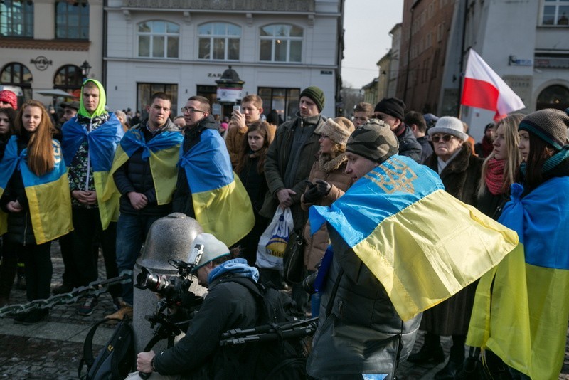 Kraków. Protestowali przeciwko rosyjskiej agresji [ZDJĘCIA, WIDEO]