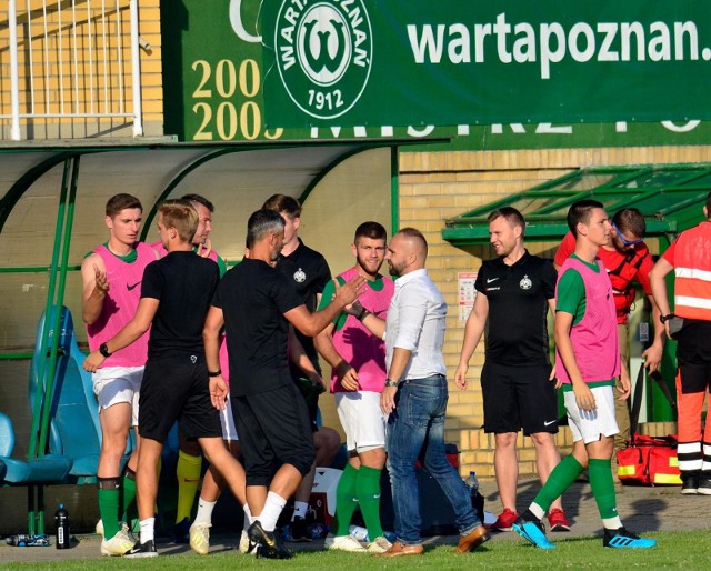 Warta Poznań wygrywa czwarte spotkanie na wyjeździe i po 14 kolejce jest liderem Fortuna 1. Ligi!